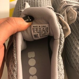 NEW, Never Worn Gray Adidas Ultraboost Size 8